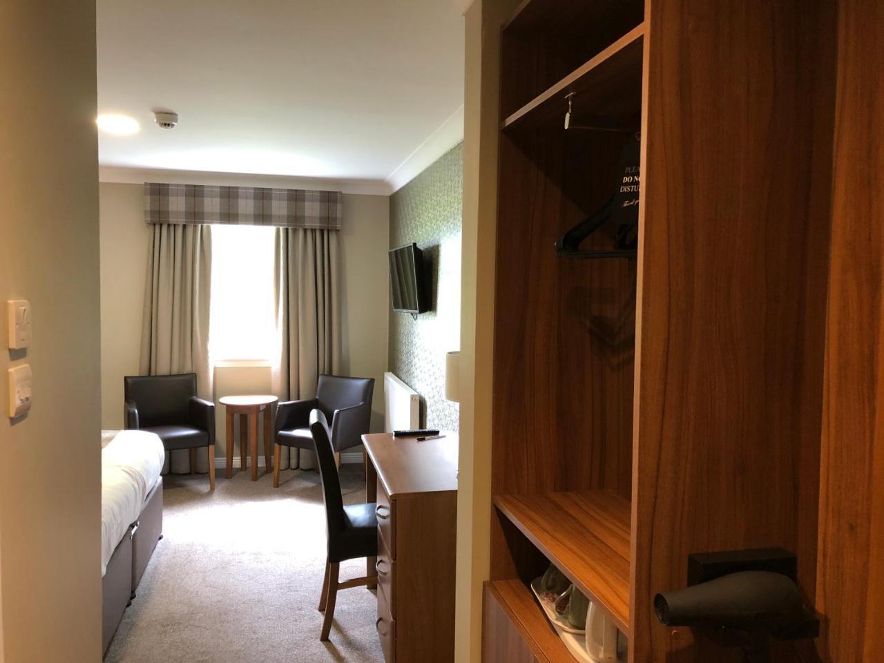 King Robert Hotel Stirling Ngoại thất bức ảnh