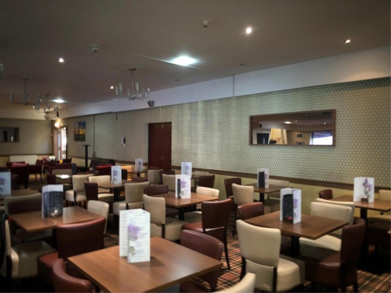 King Robert Hotel Stirling Ngoại thất bức ảnh